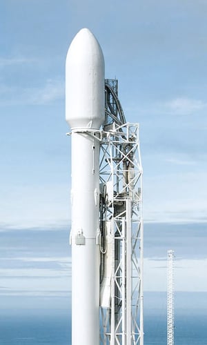 HC_SpaceX Rocket_pexels-spacex-586040_copyright SpaceX_RGB_600x1000px