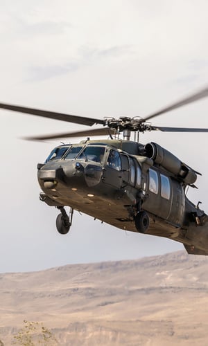 HC_helicopter_iStock-490671382_copyright guvendemir_RGB_600x1000px